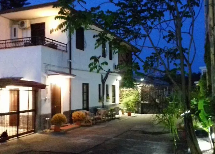 Bed & Breakfast Fontanarossa Airport Bed and Breakfast